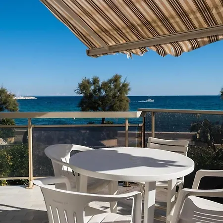 T2 Au Lavandou, 4 Pers, Acces Plage, Wi-fi, Clim, Parking - Fr-1-803-62